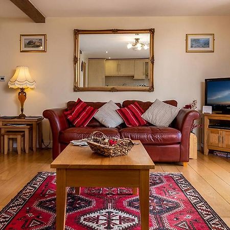 Tregarnedd Cottage Llangefni Exterior foto